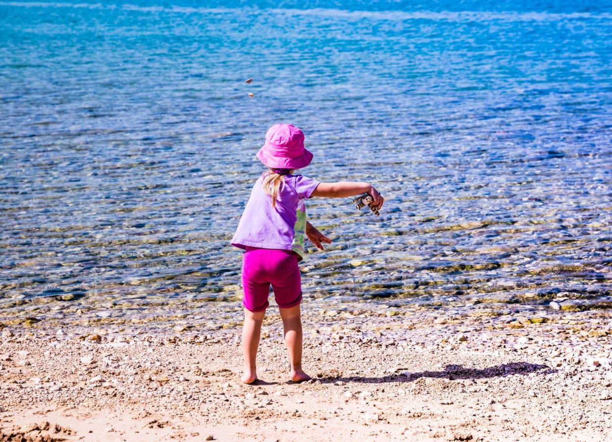 Apartmani Dina Biograd Na Moru Buitenkant foto