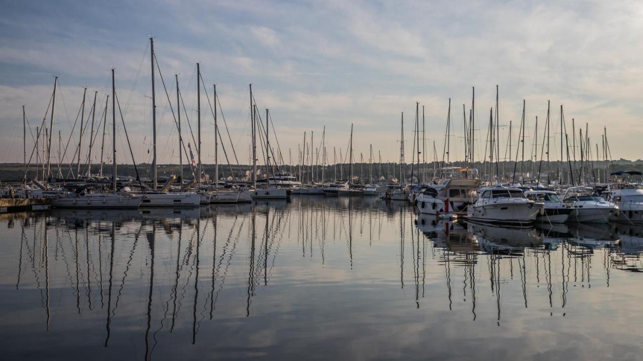 Apartmani Dina Biograd Na Moru Buitenkant foto