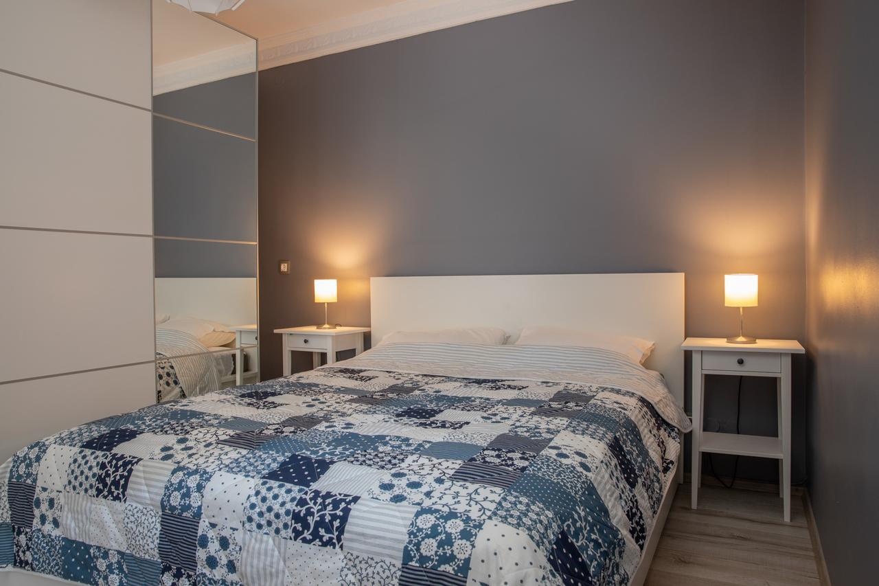 Apartmani Dina Biograd Na Moru Buitenkant foto