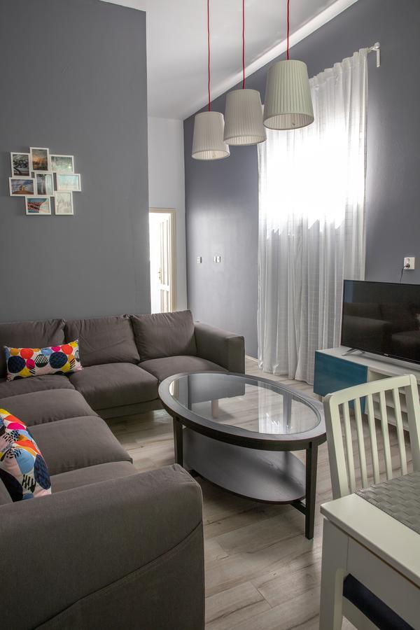 Apartmani Dina Biograd Na Moru Buitenkant foto